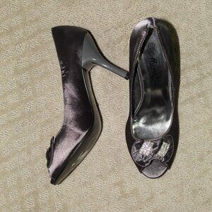 Marina Shoe Size 8 Grey Satin Jeweled Peep Toe 3.5" Heels